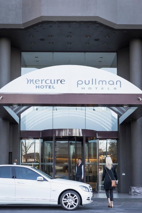 Pullman Melbourne Albert Park image 5